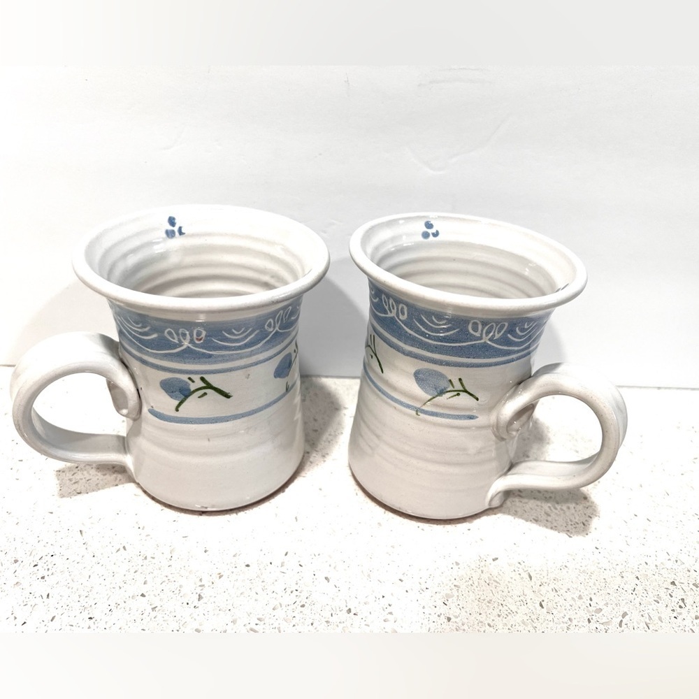 Set of 2 handmade cottage-core white w blue floral design Dalton pottery mugs.